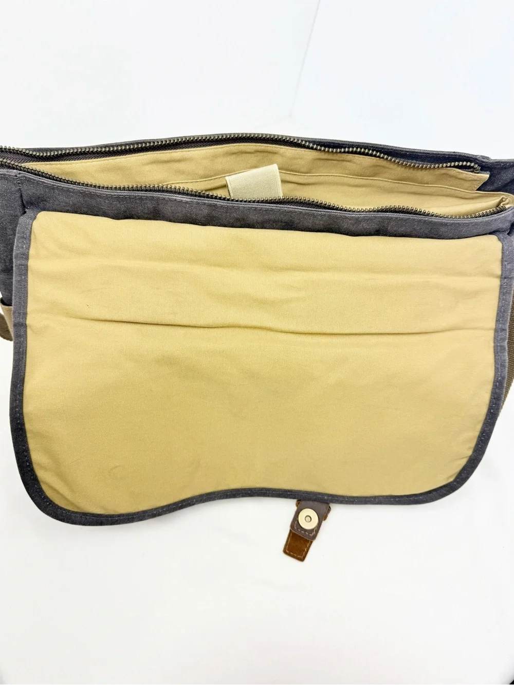Newhey Gray Brown Thick Waxed Canvas Laptop Commuter Academic Satchel Bag
